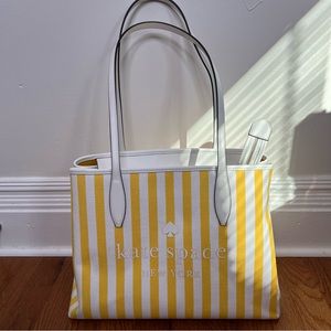 Kate Spade Snap Street Tote with matching wristlet